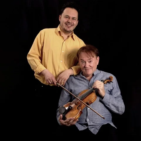 Cartel de Juan Carlos Higuita, violín, y Mac McClure, piano